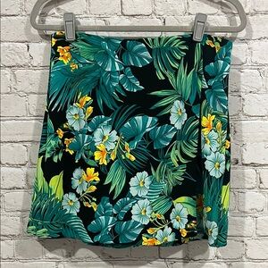 Boston Proper Skort Hawaiian Small